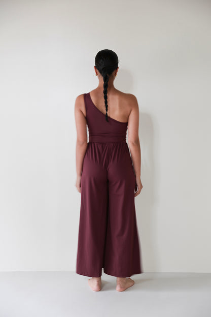 Oneshoulder All-in-one WINERED