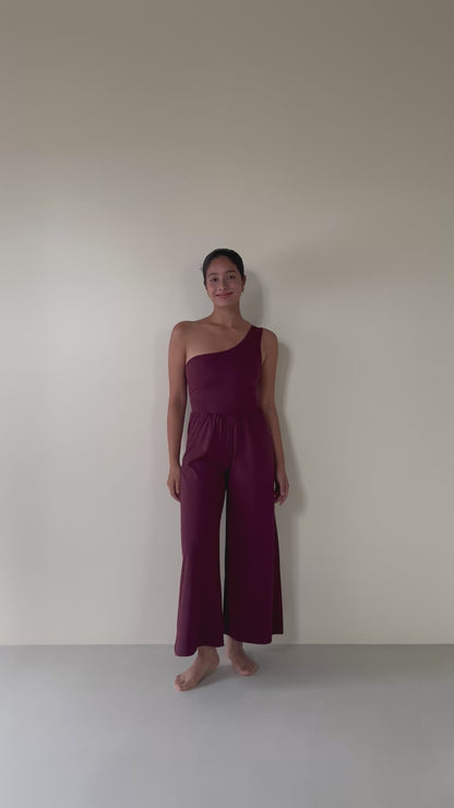 Oneshoulder All-in-one WINERED